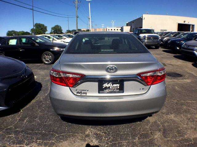 2017 Toyota Camry LE 4Dr Sedan